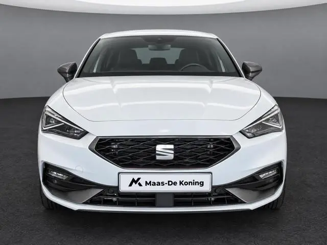 SEAT Leon FR Business 1.5 TSI eHybrid 150 kW / 204 PK Hatchb | 18 Inch | Matrix LED | Trekhaak | 500...