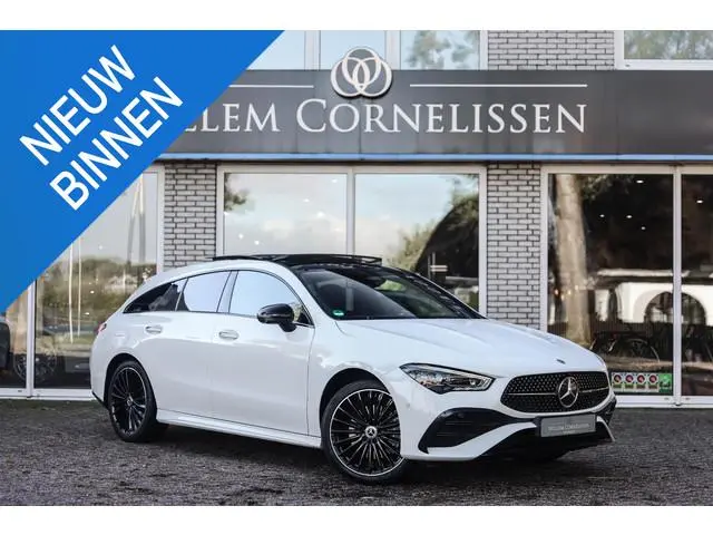 Mercedes-Benz CLA-klasse Shooting Brake 250 e AMG Line Plus Trekhaak Pano Elect. Stoelen