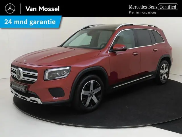 Mercedes-Benz GLB 250 Premium Plus / Panoramadak/ Memory/ Sfeerverlichting/ DISTRONIC/
