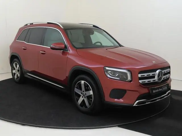 Mercedes-Benz GLB 250 Premium Plus / Panoramadak/ Memory/ Sfeerverlichting/ DISTRONIC/