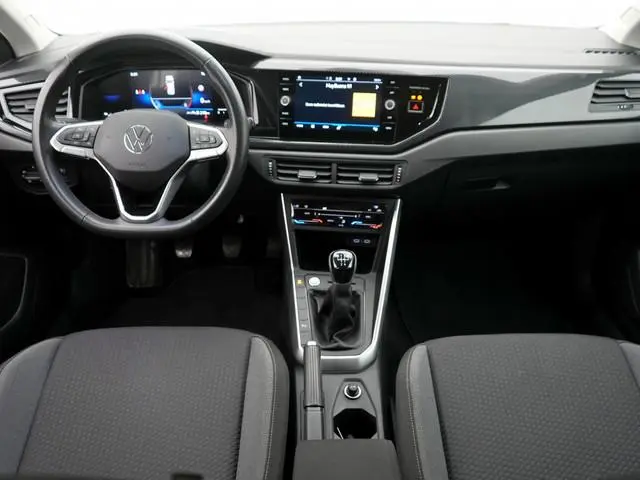 Volkswagen Taigo 1.0 TSI Life | ACC | Camera | Private lease 469,- p.m. |