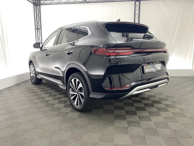BYD SEAL U