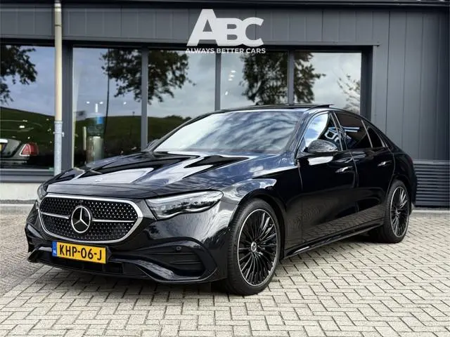 Mercedes-Benz E-klasse 220 d AMG Line Pano 360 Hyperscreen Burmester 4D