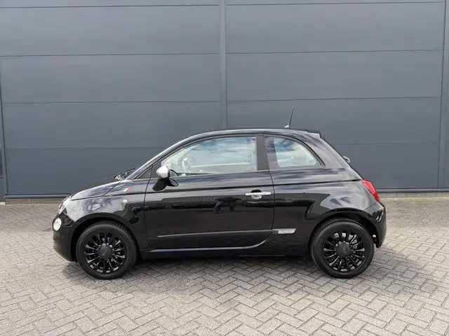 Fiat 500 0.9 TwinAir Turbo Black Edition (Navigatie - Apple Carplay - Airco - 15" Black incl 4S - DA...