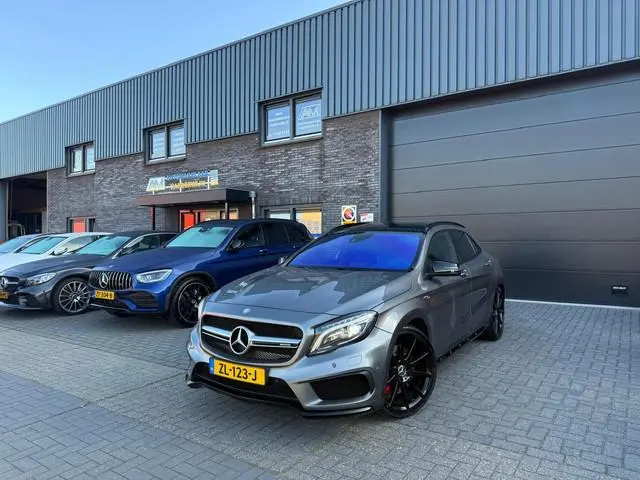 Mercedes-Benz GLA