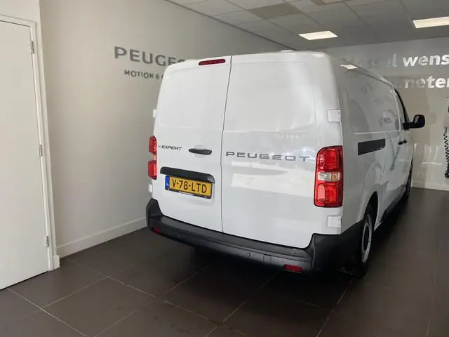 Peugeot e-Expert EV L2 75 kWh | Navigatie | dodehoek detectie | cruise control | lichtmetalen velgen...