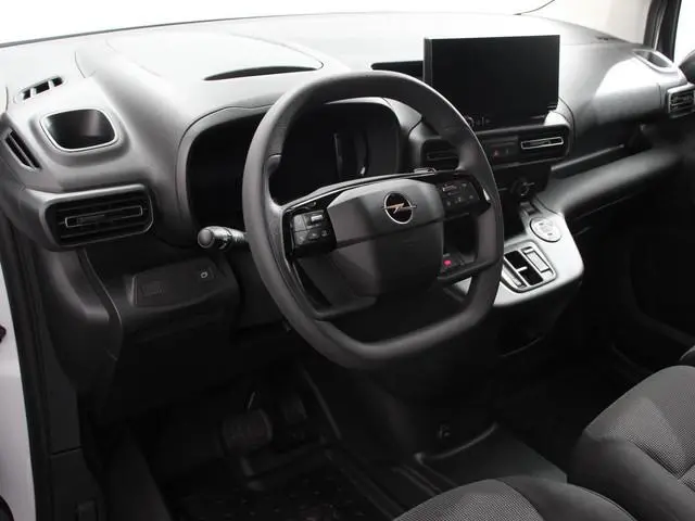 Opel Combo 1.5 BlueHDi 130PK L2 Automaat Apple Carplay / Android Auto Navigatie Trekhaak Airco Camer...