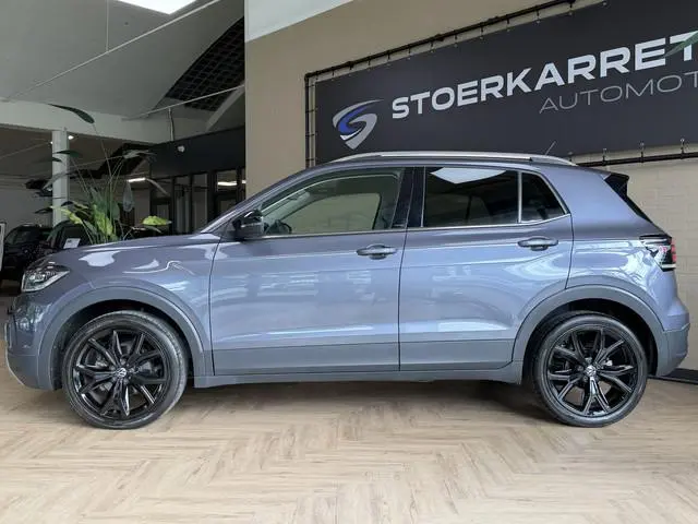 Volkswagen T-Cross 1.5 TSI 150pk ACT DSG Style| Navi | 18" | Camera | Keyless | Carplay | Stoelverwa...