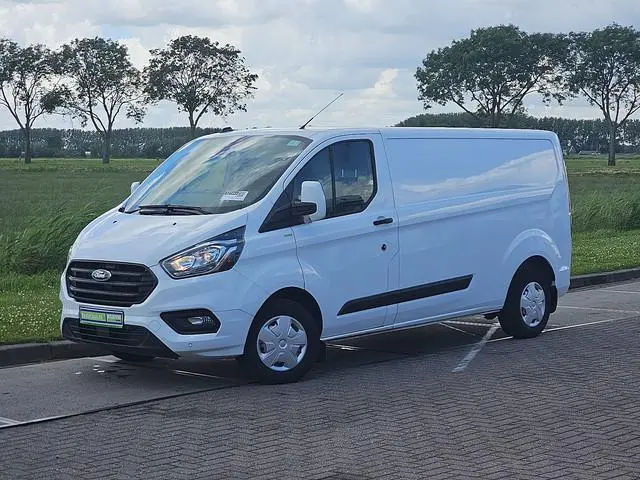 FORD TRANSIT CUSTOM 2.0 l2h1 navi airco