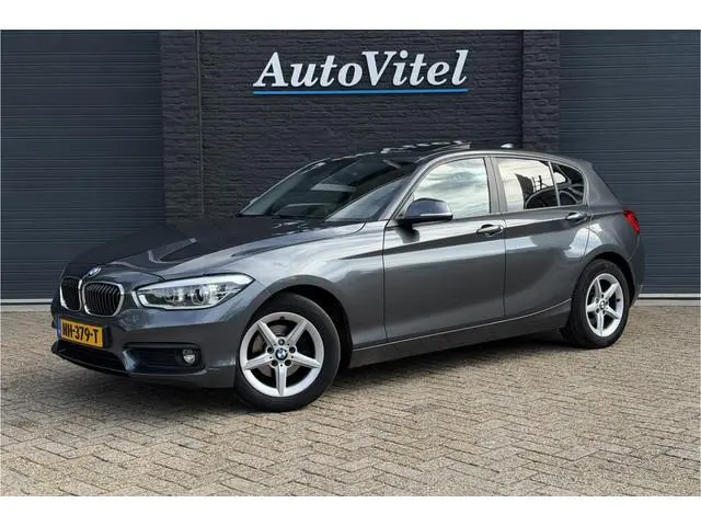 BMW 1-serie 118i Centennial Executive | Panodak | PDC | LED