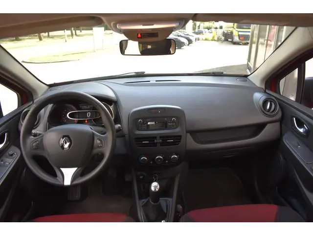 Renault Clio Estate  0.9 TCe Authentique / Cruise Control / Start- Stop / LED
