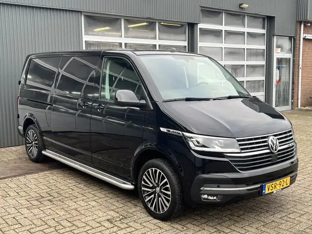 Volkswagen Transporter 2.0 TDI L2H1 Bulli 150pk Automaat Airco Cruise controle Digitaal display Trek...