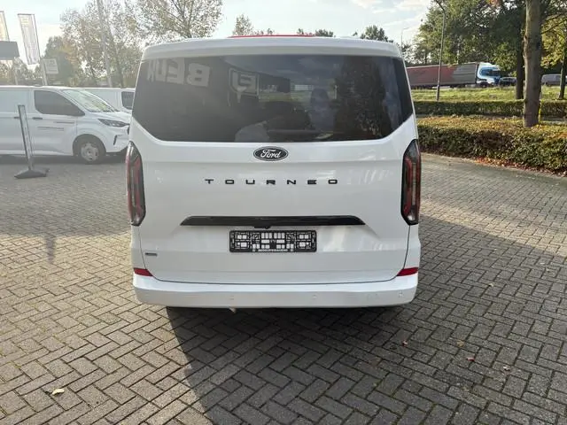 Ford Tourneo