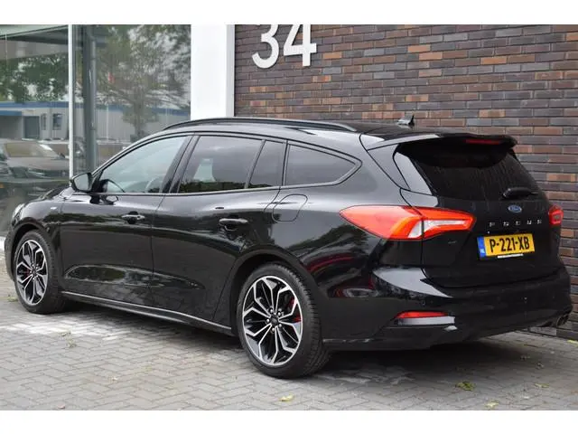 Ford Focus Wagon 1.5 150PK ST LINE ECC LED LMV NAVI
