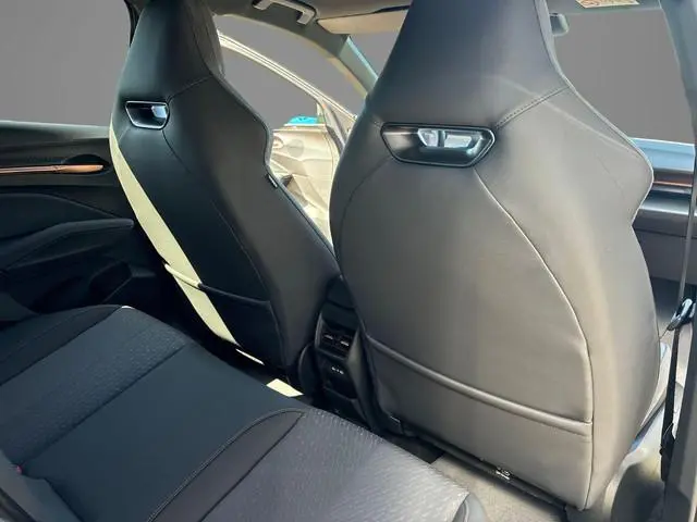 Cupra Raval