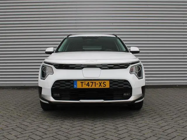 Kia Niro EV Edition 64.8 kWh | Stuur-/stoelverwarming | Camera | Cruise adapt. | Navi | 17" LM | Cli...
