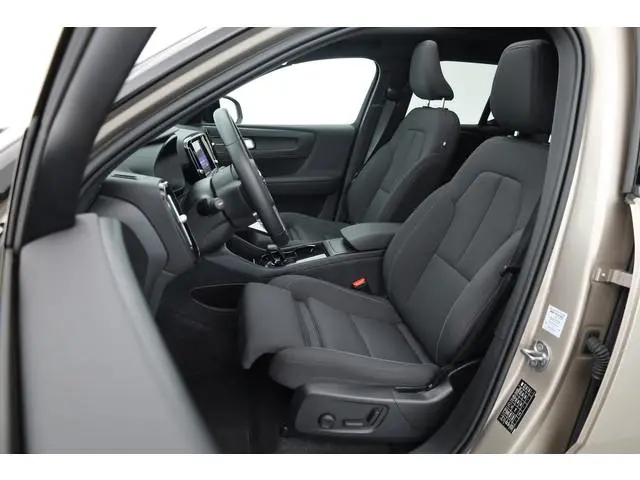 Volvo XC40 Ultimate Recharge Pure Electric 2WD | Rijklaar! | 96.7% SOH | Pano | Dig. Cockpit | Bliss...