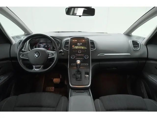 Renault Scénic TCe 140 EDC Limited | Camera | Stoelverwarming | Navigatie | Apple Carplay