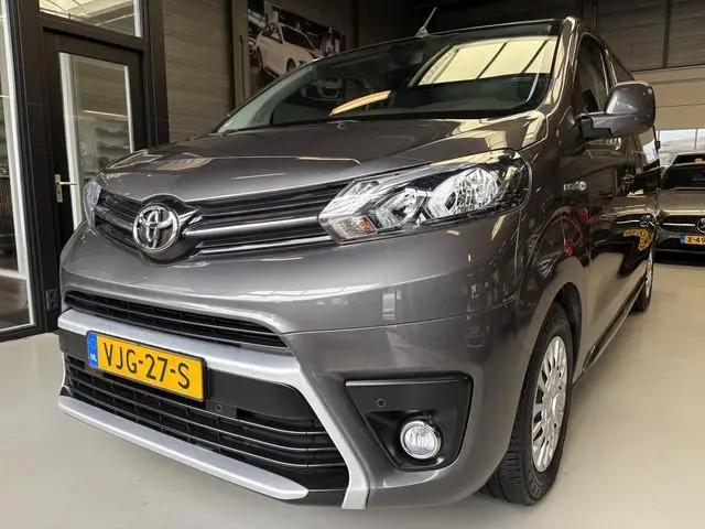 Toyota pro-ace