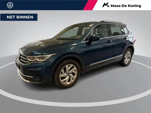 Volkswagen Tiguan 1.4 TSI 245pk DSG eHybrid Life Business · Inklap. Trekhaak · Dodehoeksensor · Matr...