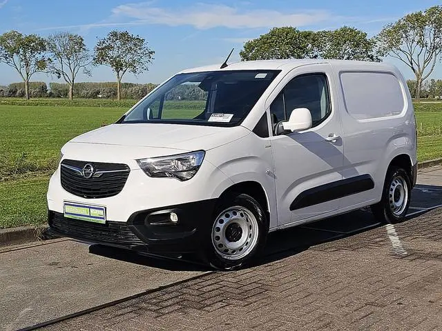 OPEL COMBO 1.5 l1 navi automaat ac!