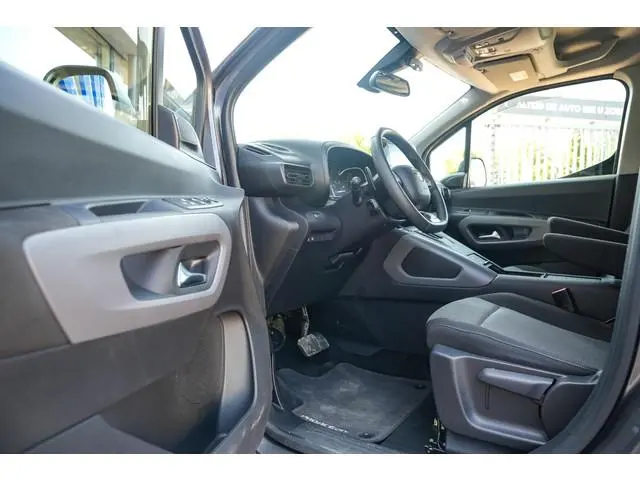 Toyota pro-ace