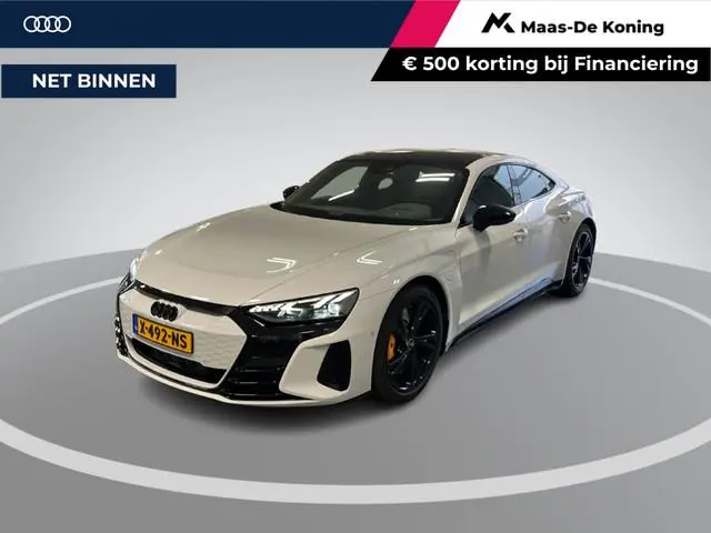 Audi e-tron GT GT 93 kWh 476pk · SOH 92% · Glazendak · 360 Camera · Luchtvering · Stoelventilatie ·...