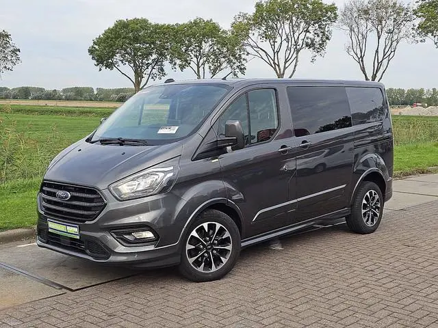 FORD TRANSIT CUSTOM 2.0 L1H1 SPORT Dubbele Cabine 185Pk Automaat 2xSchuifdeur Lm-Velgen !