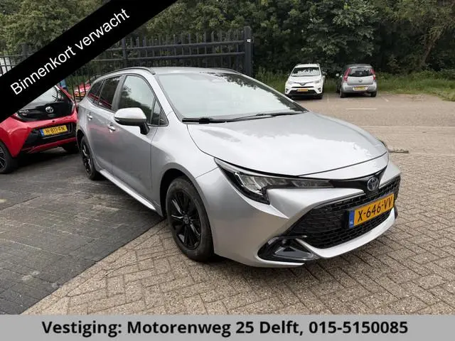 Toyota Corolla Touring Sports 1.8 HYBRID 140PK SILVERLINE ACTIVE GARANTIE 2034 ! . NAVIGATIE . ADAPT...