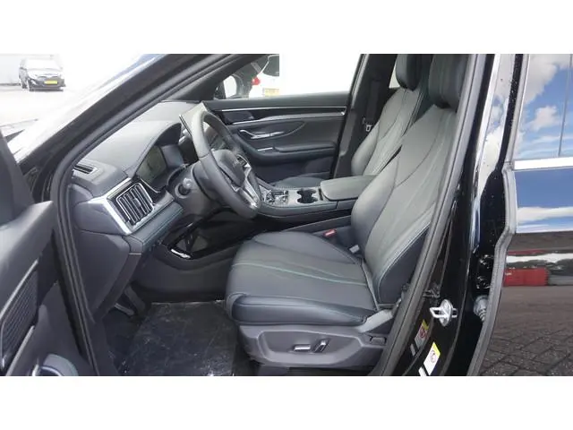 BYD SEAL U