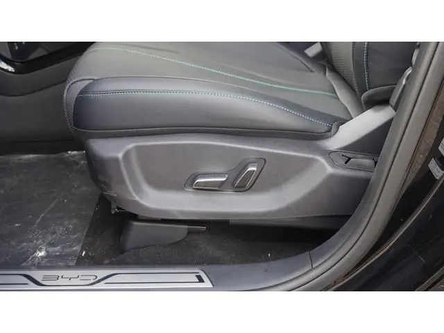 BYD SEAL U
