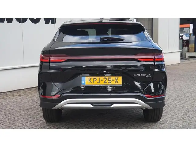 BYD SEAL U