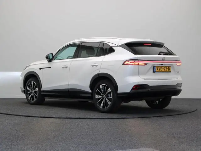 MG MG HS PHEV 1.5 Luxury | Elektrische Verstelbare Stoelen | Stoelverwarming | Apple Carplay & Andro...