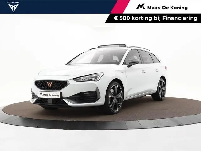 CUPRA Leon Sportstourer 1.4 245pk DSG e-Hybrid VZ Adrenaline · Panoramadak · Camera · Keyless · Stuu...