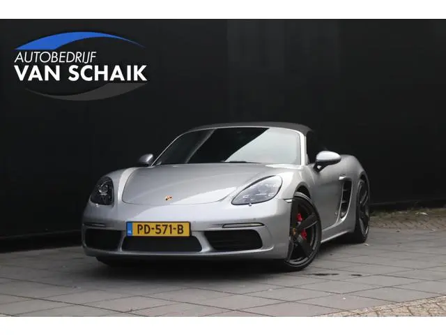 Porsche 718