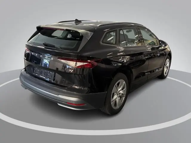 Skoda Enyaq 50  150pk · SOH 92,9% · Apple/Android Car Play · Camera · Navigatie · Cruise Control · 1...