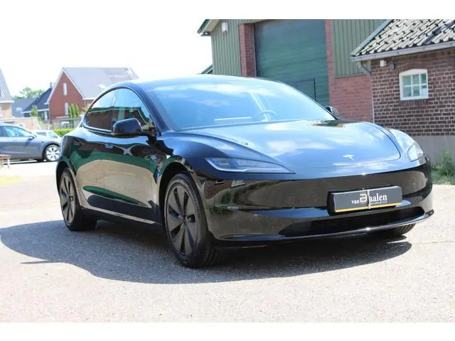 Tesla Model 3 RWD 60 kWh SOh 96,2% HIGHLAND PANO LEER LED 34000KM!!!