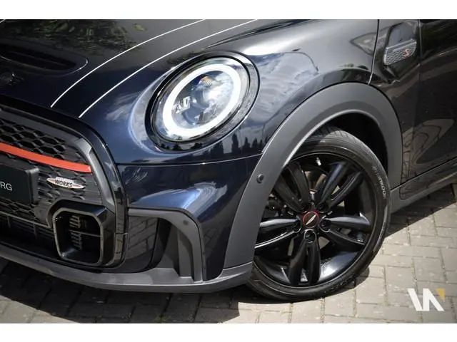 MINI 3-Deurs 2.0 Cooper S John Cooper Works | Panoramadak | Harman Kardon | Keyless | Achteruitrijca...