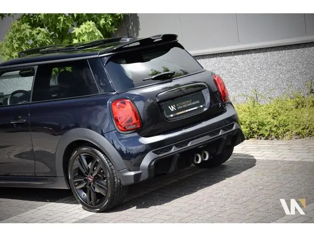 MINI 3-Deurs 2.0 Cooper S John Cooper Works | Panoramadak | Harman Kardon | Keyless | Achteruitrijca...