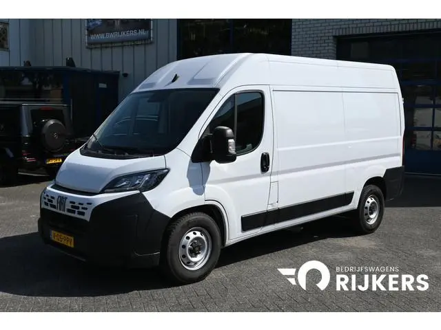 Fiat Ducato L2H2 2.2 MultiJet 140 pk 3.5t Camera, Cruise control, 270 Graden deuren