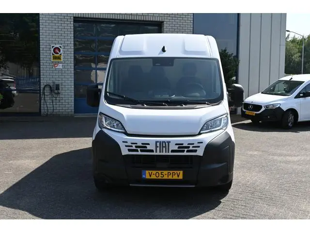 Fiat Ducato L2H2 2.2 MultiJet 140 pk 3.5t Camera, Cruise control, 270 Graden deuren