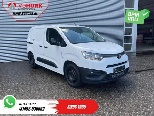 Toyota ProAce City 1.5 130 pk Aut. Carplay/ 3Pers./ Stoelverw./ Inrichting/ Camera/ Cruise/ Airco/ P...