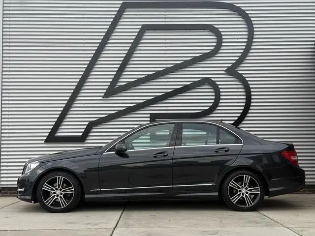 Mercedes-Benz C-Klasse