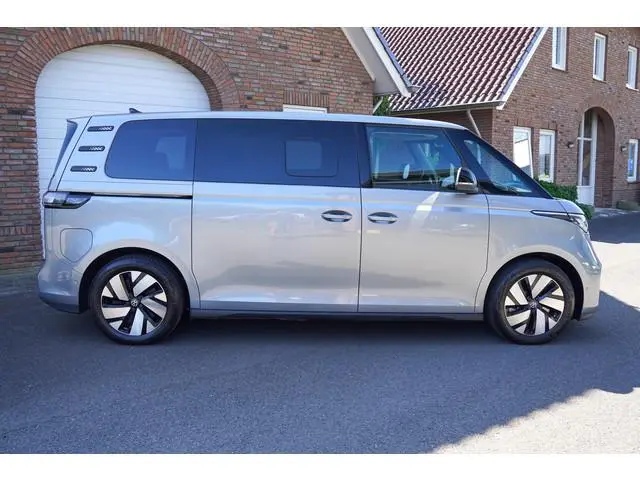 Volkswagen ID. Buzz Pro 86 kWh / 286 PK LWB 7 persoons Elektrische schuifdeuren