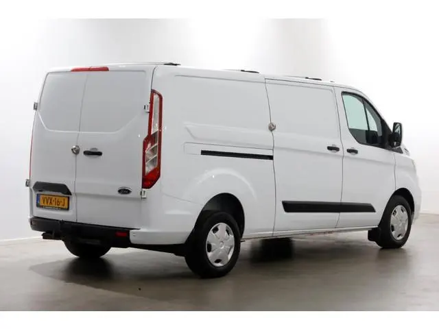 Ford Transit Custom 2.0 TDCI 130pk L2H1 Trend Airco/Navi/Camera Trekhaak 2800kg 07-2023