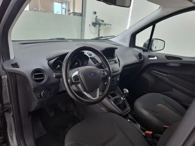 Ford Transit Courier