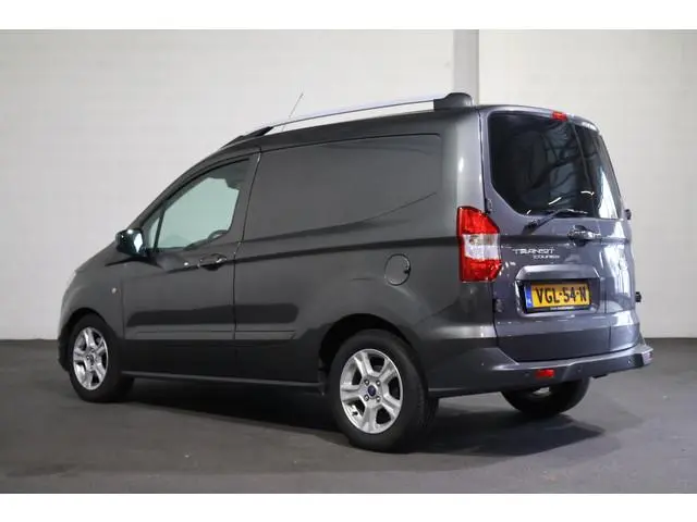Ford Transit Courier