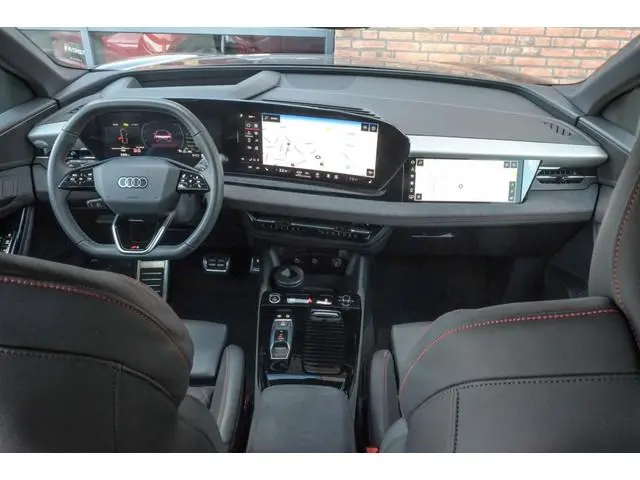 Audi Q6 e-tron quattro 388pk 100kwh | SOH 97% | Tech Pro | Luchtvering | Head-u