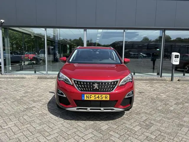 Peugeot 3008 1.2 PureTech Première