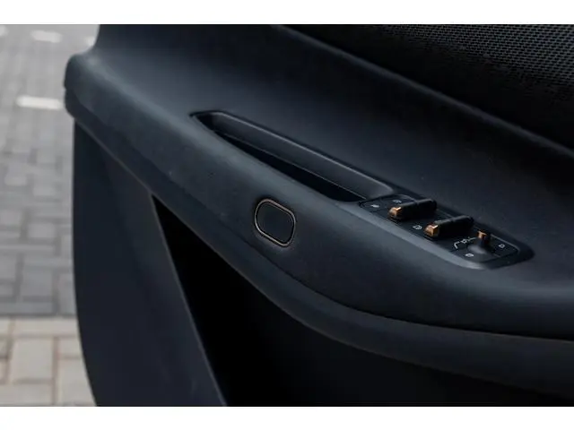 Lynk & Co 08